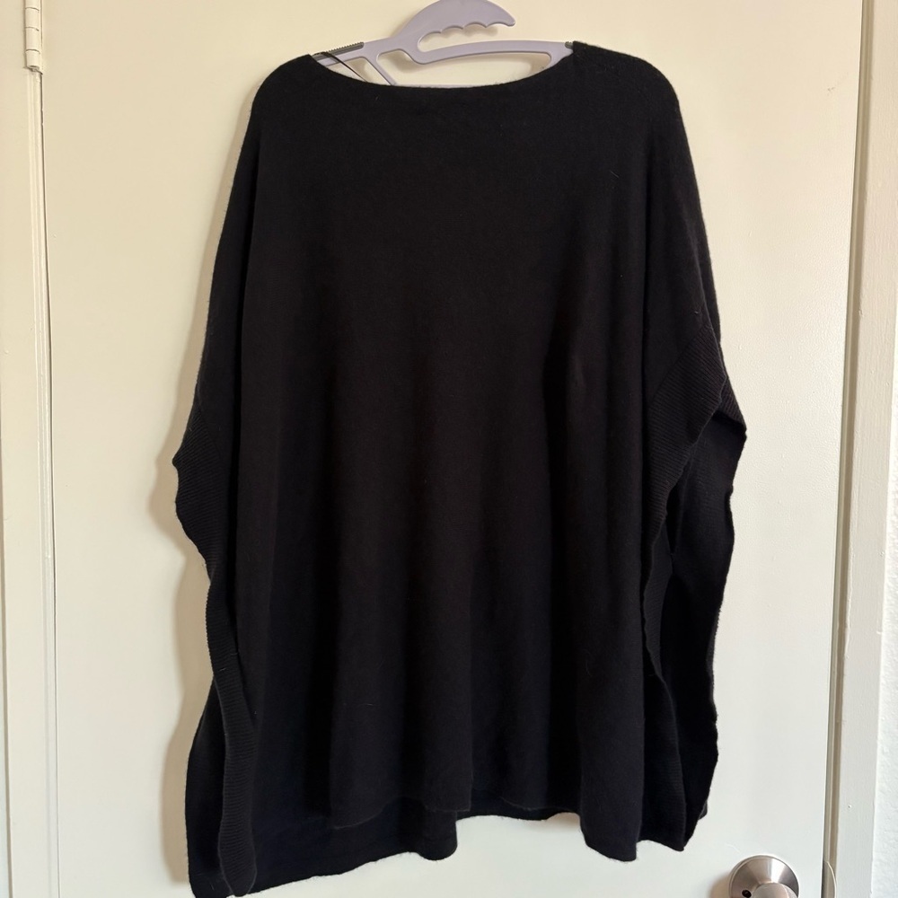 Nordstrom Black V-Neck Wool & Cashmere Poncho One Size Minimalist Color Block - Picture 6 of 6